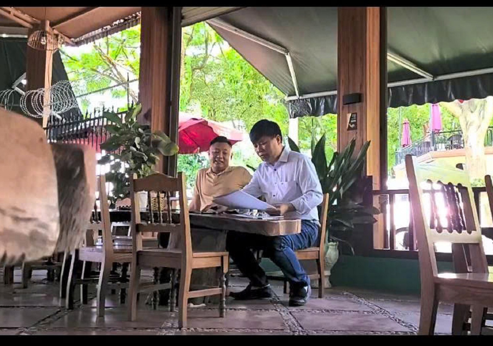 Bị lừa mất tiền, người mua nhà ở xã hội vẫn nghĩ ‘cò’ đã giúp mình- Ảnh 7.