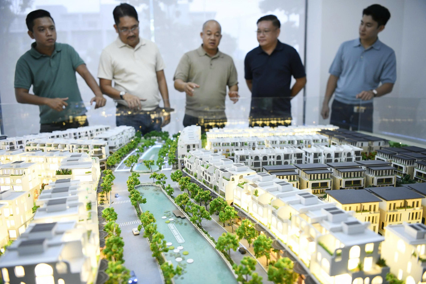 Giải pháp nhiều sao giá bất động sản vẫn chưa ‘hạ nhiệt’- Ảnh 1.