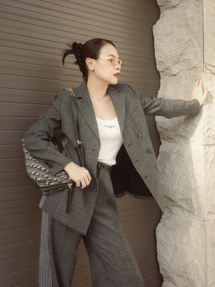 Bóc tách cuộc sống thật của hội phu nhân tổng tài ở Việt Nam, làm gì có ai Bóc tách cuộc sống thật của hội phu nhân tổng tài ở Việt Nam, làm gì có ai