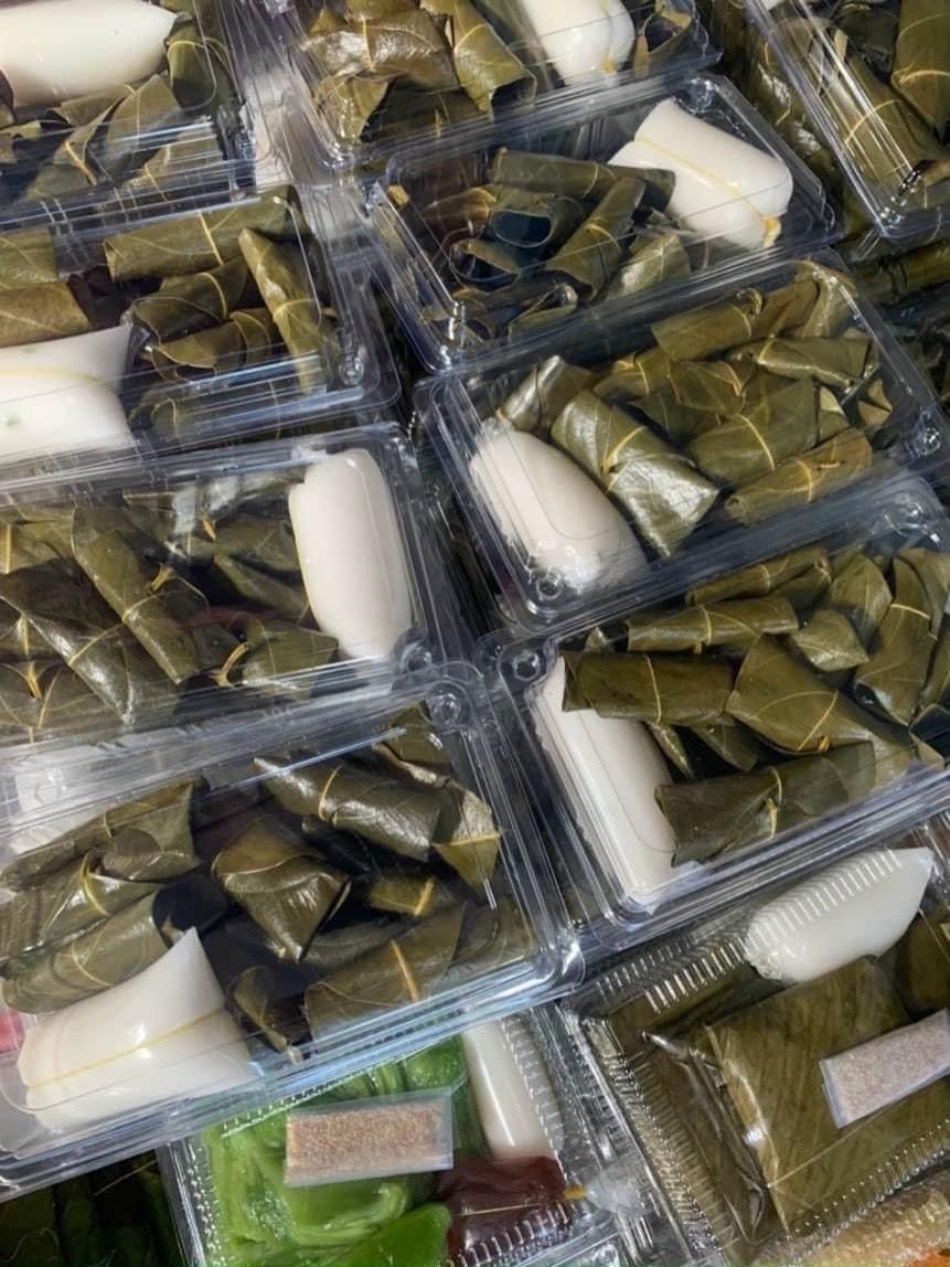 Miền Tây có món bánh khiến người ta nghe tên là 