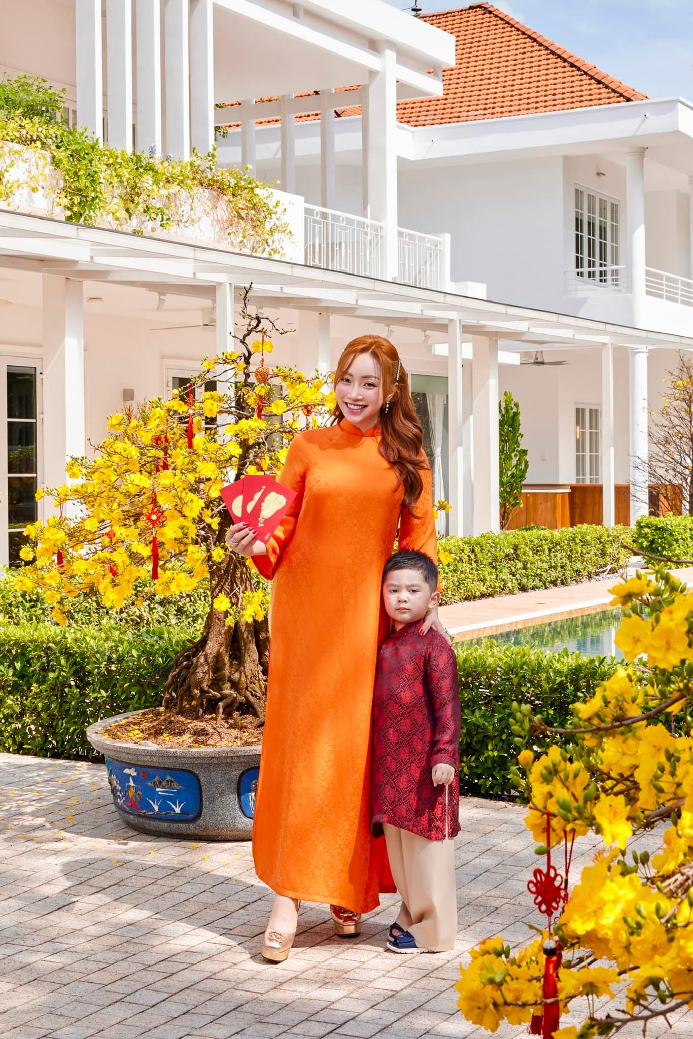 Nhan sắc vợ đại gia sinh 2 con cho nam nghệ sĩ là giám đốc bảo tàng- Ảnh 12.