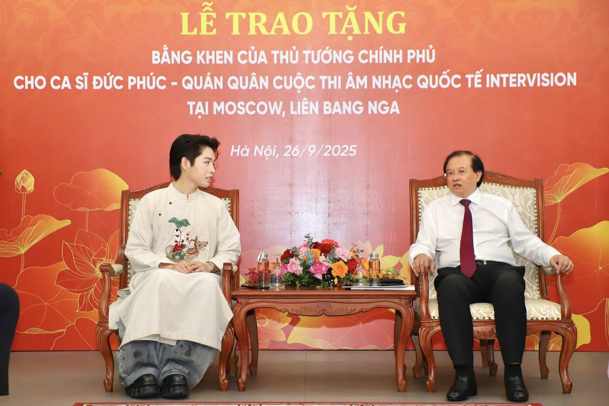 Thủ tướng Chính Phủ tặng bằng khen cho Đức Phúc sau chiến thắng lịch sử tại Intervision 2025- Ảnh 2.