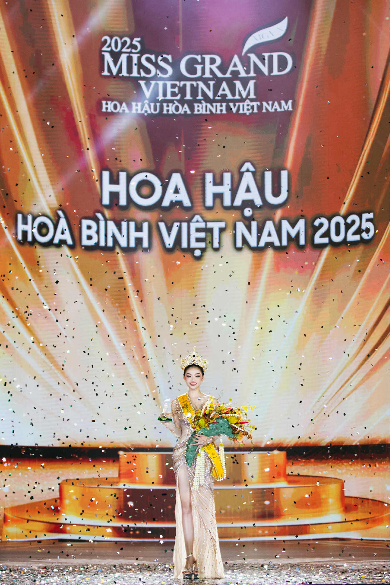 Tòa tuyên án tranh chấp tên gọi "Hoa hậu Hòa bình Việt Nam"- Ảnh 4. Tòa tuyên án tranh chấp tên gọi "Hoa hậu Hòa bình Việt Nam"- Ảnh 4.