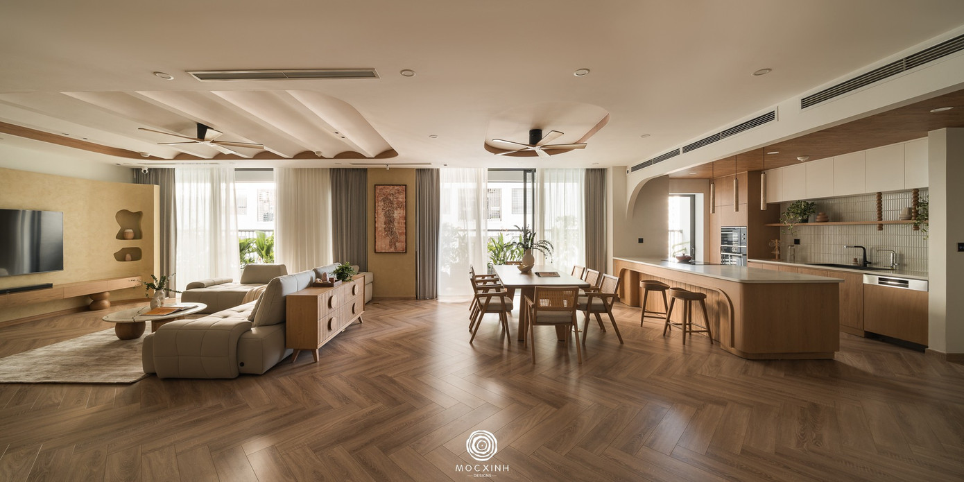 Đập thông hai căn hộ tạo nên không gian 260m2 rộng mở- Ảnh 3.