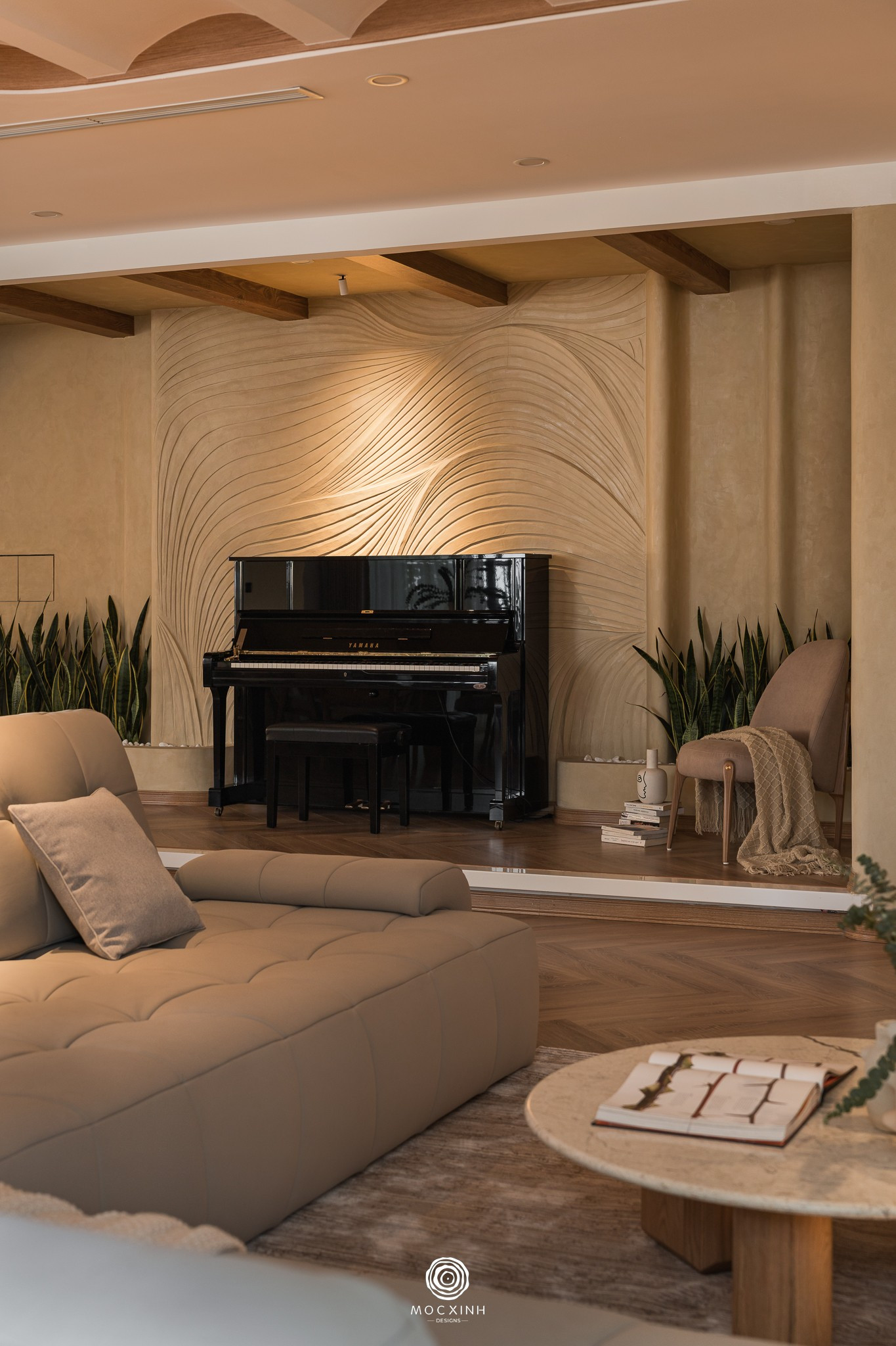 Đập thông hai căn hộ tạo nên không gian 260m2 rộng mở- Ảnh 19.