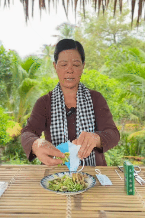 Người miền Tây chỉ cách làm đá không cần khay cực tiện - kèm loạt mẹo vặt siêu hay ai cũng áp dụng được- Ảnh 13. Người miền Tây chỉ cách làm đá không cần khay cực tiện - kèm loạt mẹo vặt siêu hay ai cũng áp dụng được- Ảnh 13.