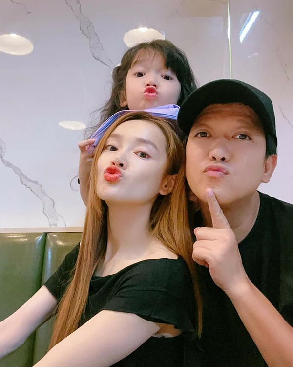 Hot hơn cả sắc vóc Nhã Phương khi bầu lần 3 chính là khoảnh khắc 2 giây vô tình lọt vào ống kính!- Ảnh 5.