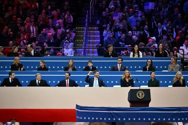 Forbes tiết lộ bất ngờ về khối tài sản Barron Trump- Ảnh 2.