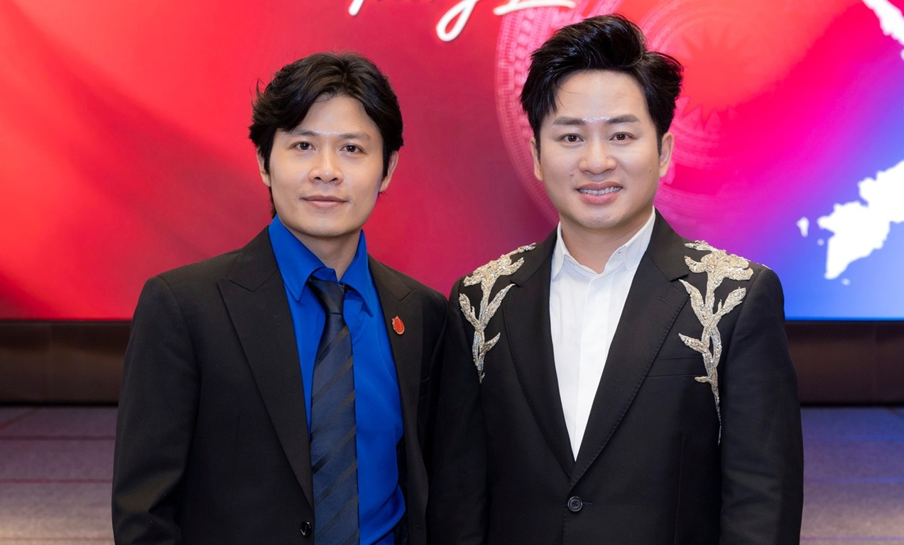 Nam ca sĩ từng khiến Nguyễn Văn Chung hễ nghe là chuyển kênh "đáng sợ" cỡ nào?- Ảnh 1.