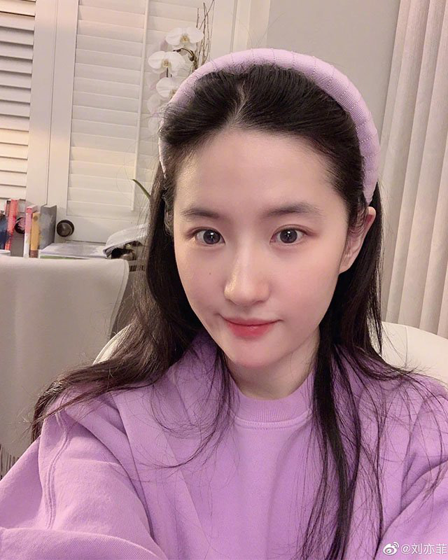 Mặt mộc gần đây của Lưu Diệc Phi- Ảnh 7.