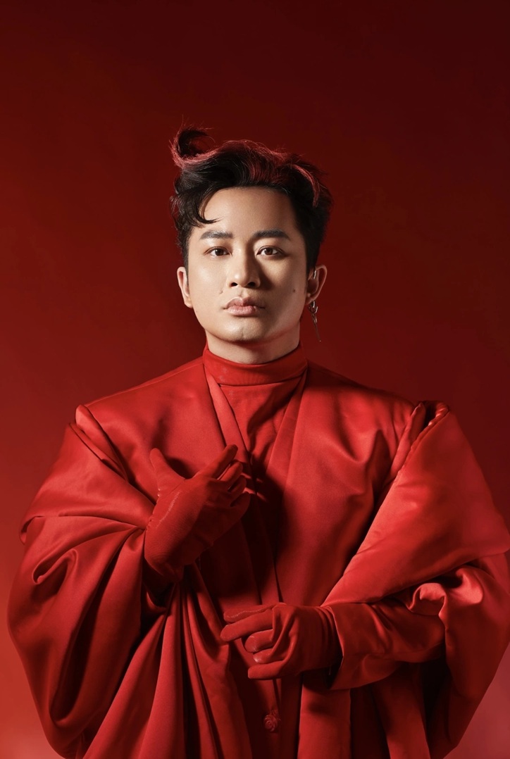 Nam ca sĩ từng khiến Nguyễn Văn Chung hễ nghe là chuyển kênh "đáng sợ" cỡ nào?- Ảnh 2.