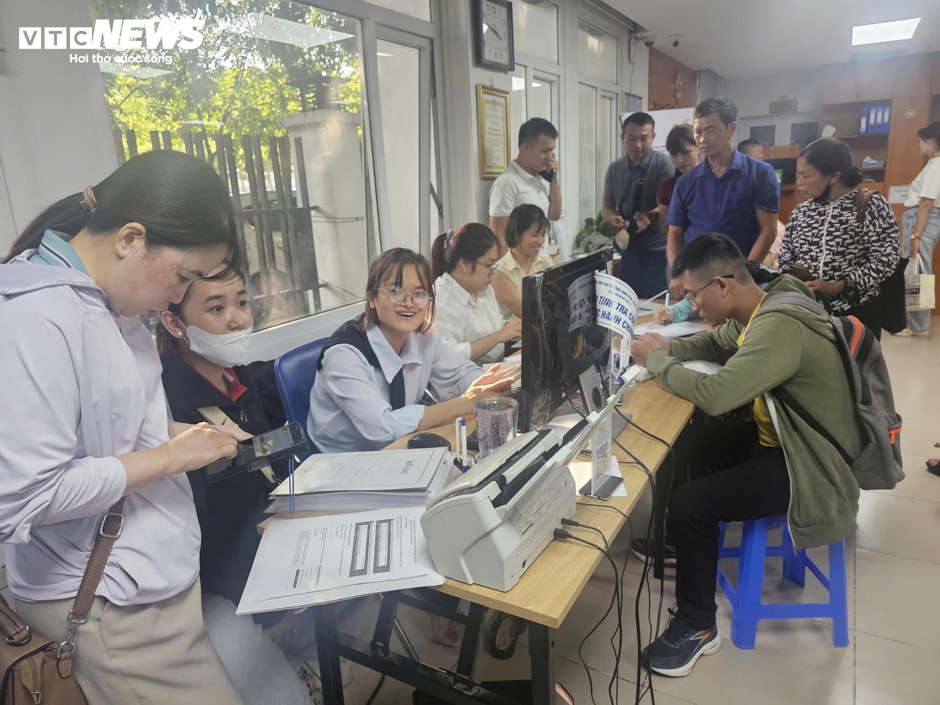 Chiêu thức giăng bẫy, thoát vòng luật pháp của cò lừa đảo nhà ở xã hội- Ảnh 4.