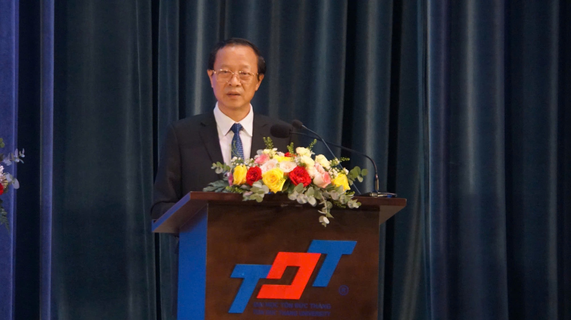 Chốt thời gian thi tốt nghiệp THPT năm 2026 với 5 điểm mới- Ảnh 1. Chốt thời gian thi tốt nghiệp THPT năm 2026 với 5 điểm mới- Ảnh 1.