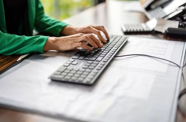 Google: 90% nhân sự công nghệ đã dùng AI trong công việc- Ảnh 1. Google: 90% nhân sự công nghệ đã dùng AI trong công việc- Ảnh 1.
