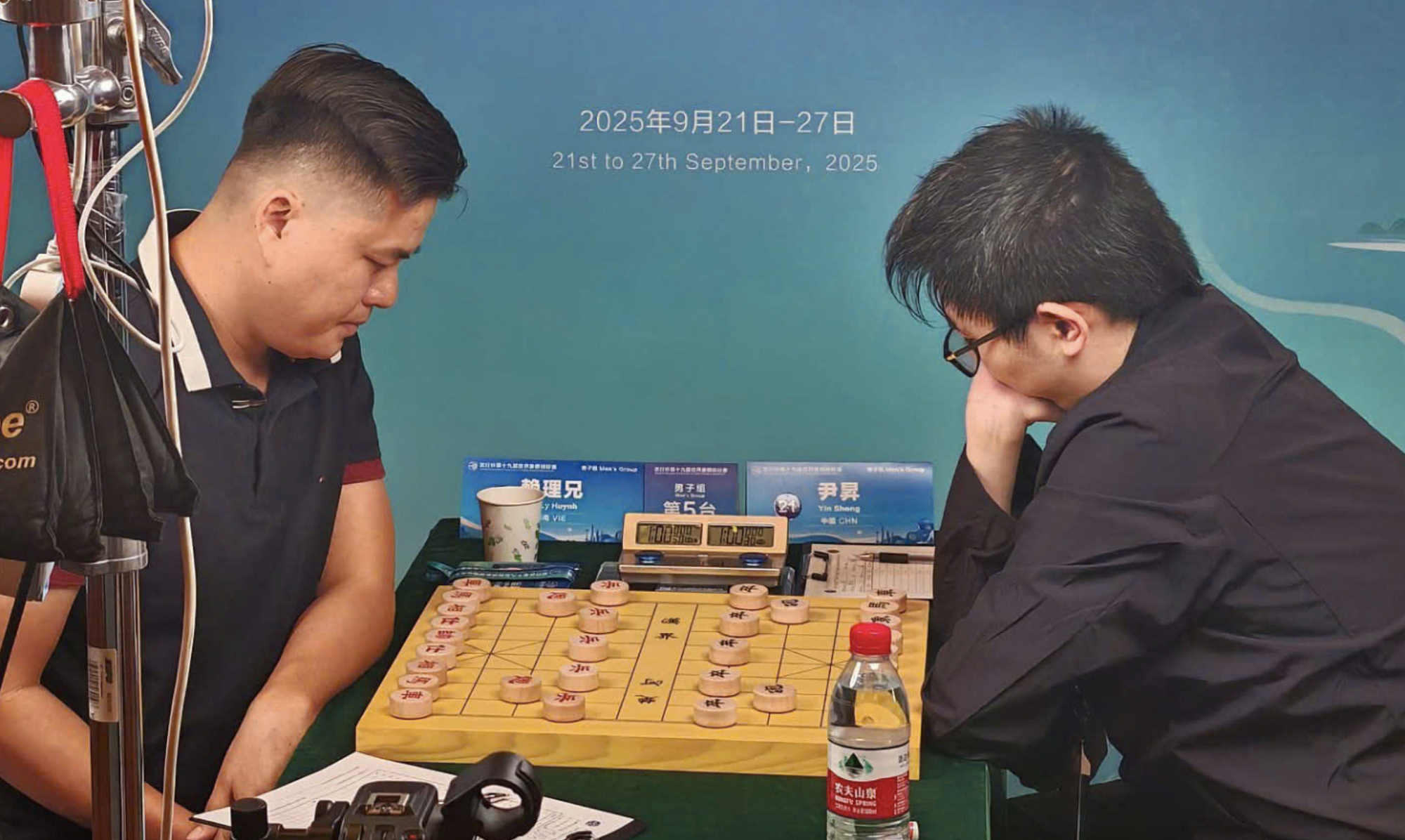 "Nam Phương công tử" Lại Lý Huynh lập kỳ tích: Vô địch cờ tướng thế giới ngay tại Trung Quốc- Ảnh 2.