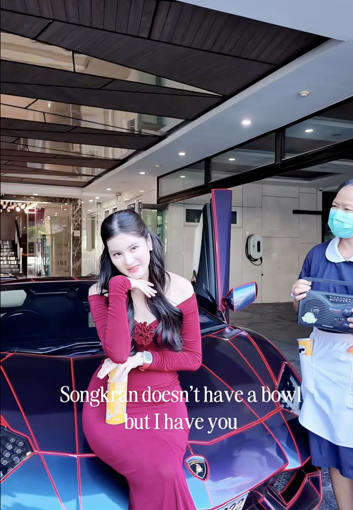 Bạn của Lisa là “phú bà mua tất” đất Thái Lan, cách dùng hàng hiệu khác hẳn nhiều phú bà khác- Ảnh 10.