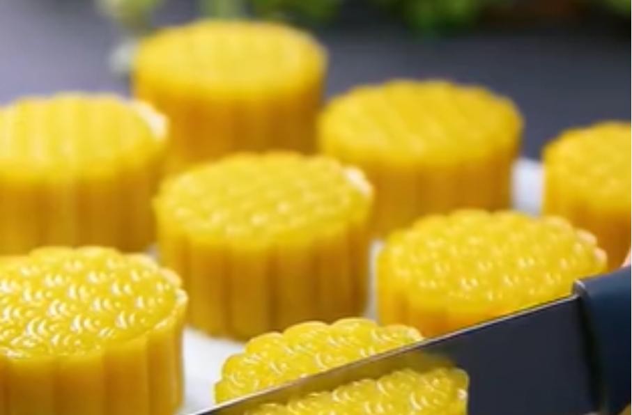 Sợ bánh Trung thu ngọt và không cần lò nướng: Áp dụng ngay các công thức dễ làm, ăn ngon lại hợp khẩu vị riêng- Ảnh 29.