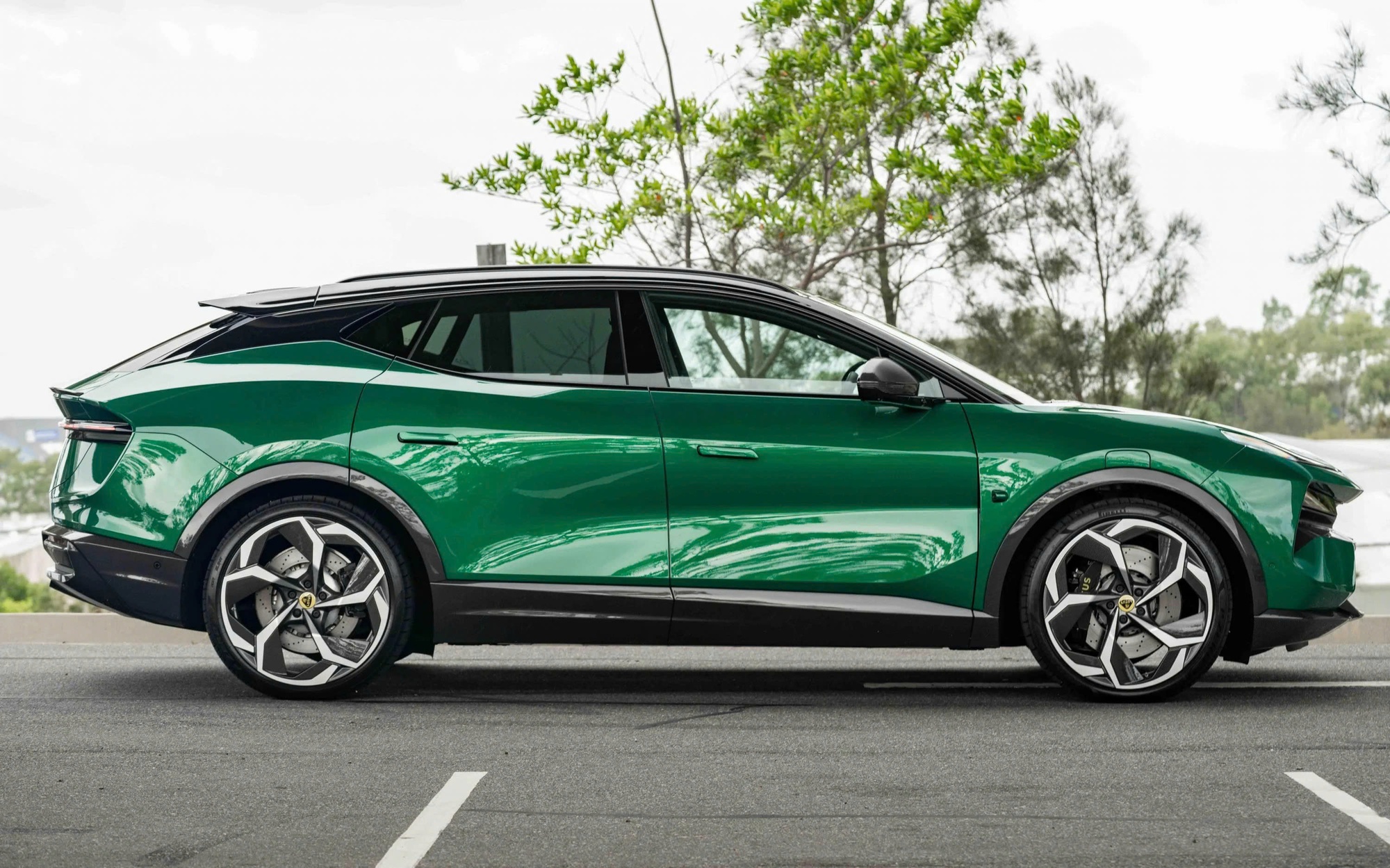 Lotus sắp bán xe chính hãng tại Việt Nam: Có thể mang xe thách thức Porsche, Audi, Mercedes- Ảnh 4.