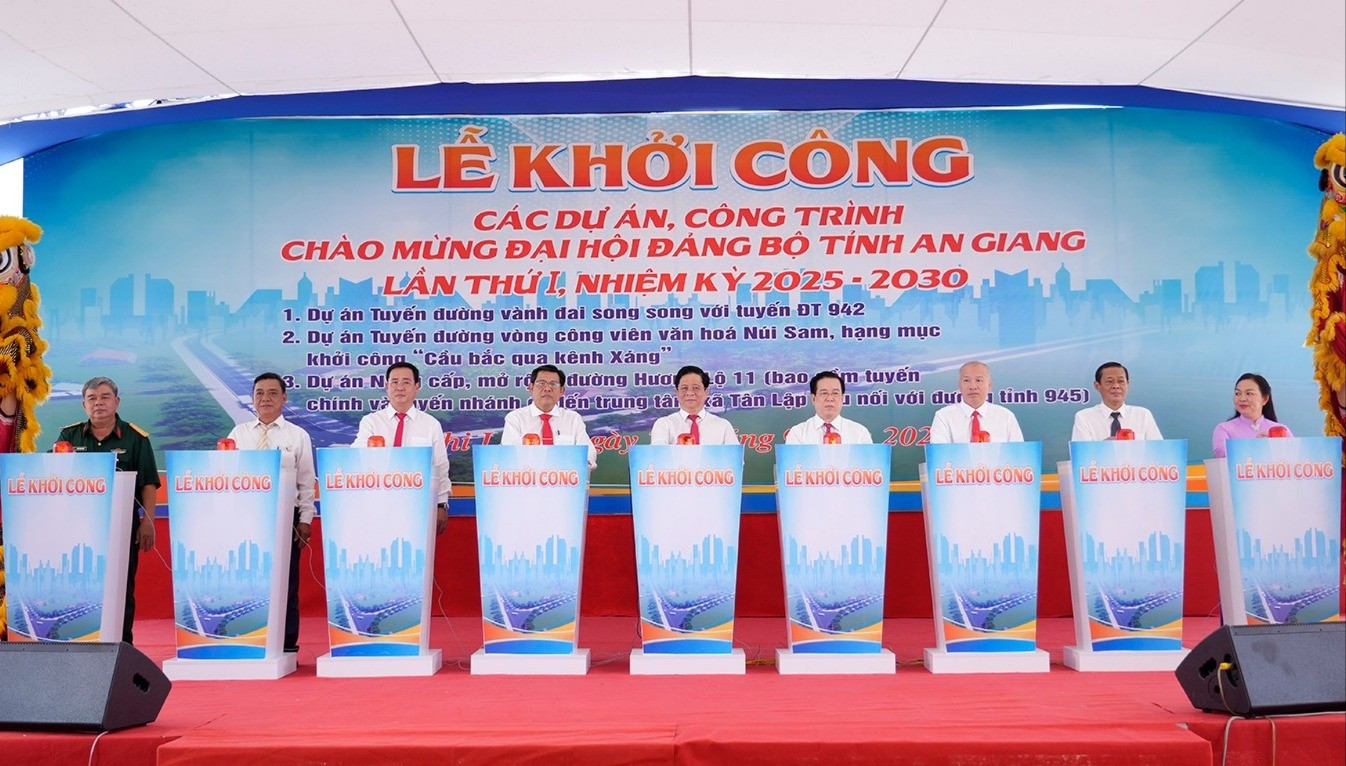 Khởi công 3 tuyến đường tổng vốn gần 800 tỷ ở An Giang- Ảnh 1.