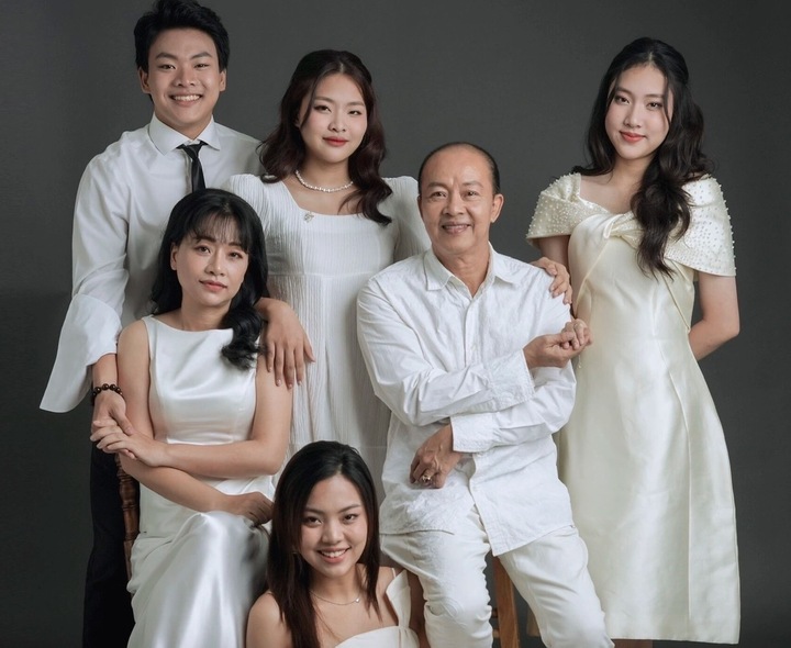 Danh hài từng 'đói đến mức phát ốm', giờ thu nhập trăm triệu/tháng dù ở ẩn- Ảnh 3.