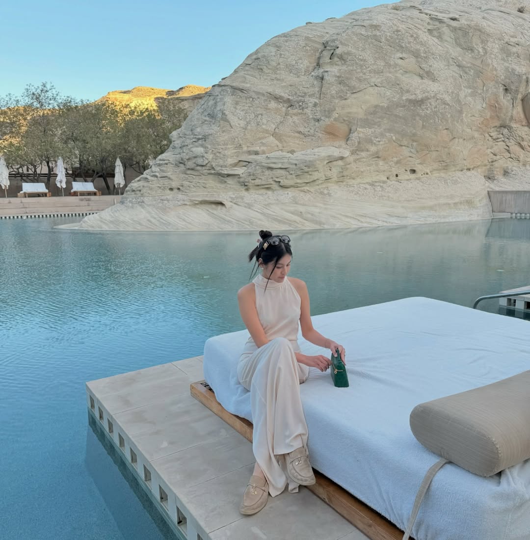 Bạn của Lisa là “phú bà mua tất” đất Thái Lan, cách dùng hàng hiệu khác hẳn nhiều phú bà khác- Ảnh 29.