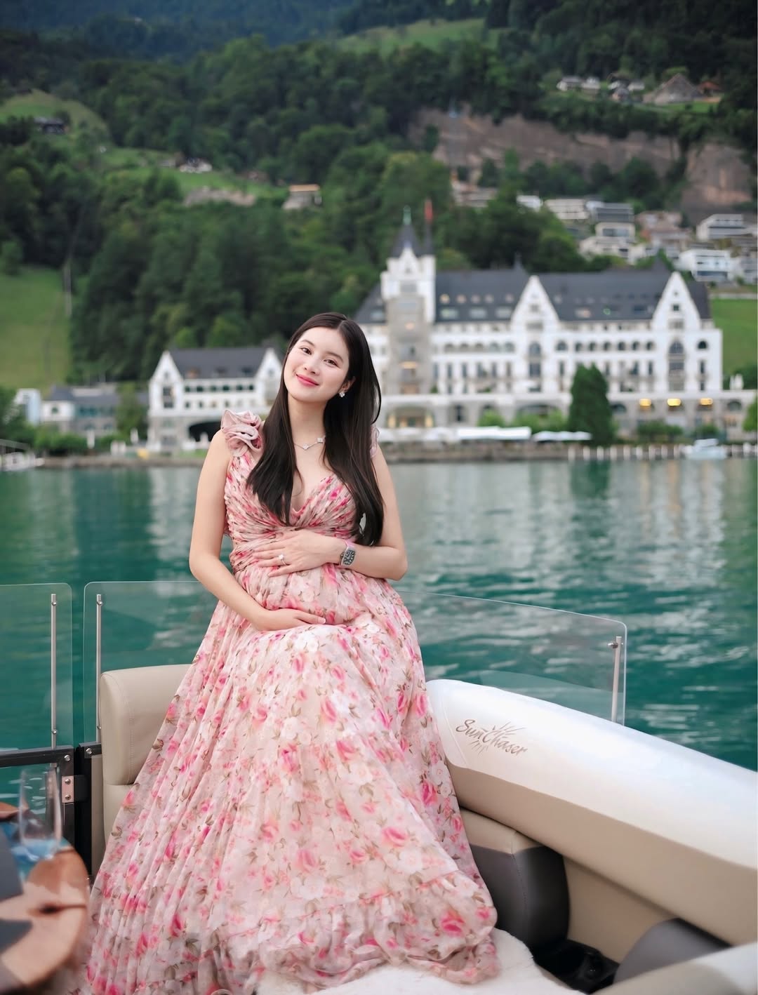 Bạn của Lisa là “phú bà mua tất” đất Thái Lan, cách dùng hàng hiệu khác hẳn nhiều phú bà khác- Ảnh 7.