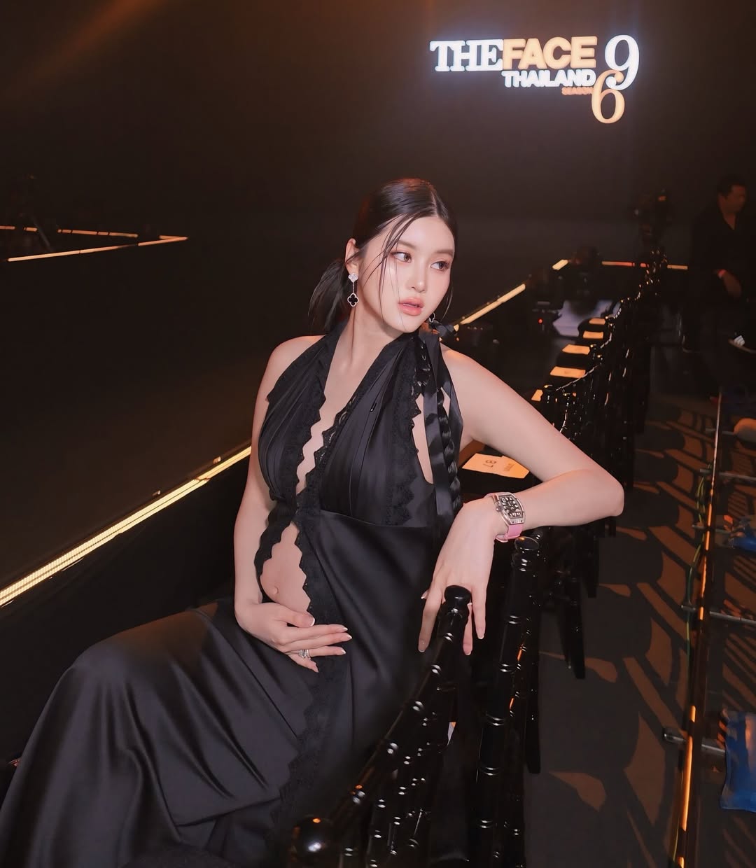 Bạn của Lisa là “phú bà mua tất” đất Thái Lan, cách dùng hàng hiệu khác hẳn nhiều phú bà khác- Ảnh 8.