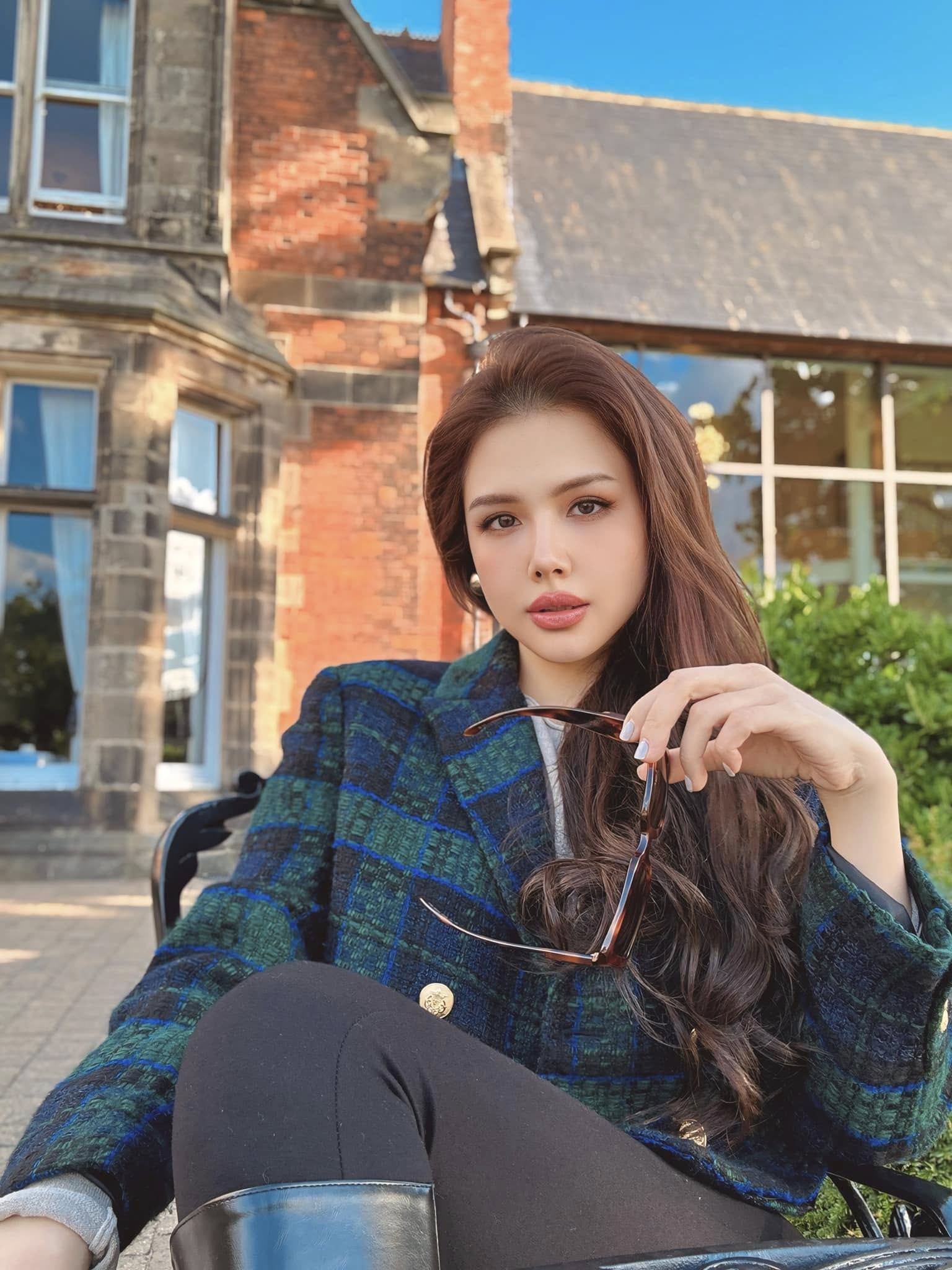 Nhan sắc của "phu nhân tập đoàn nghìn tỷ" rời showbiz Việt sau khi sinh 2 con cho chồng đại giấu mặt- Ảnh 1.