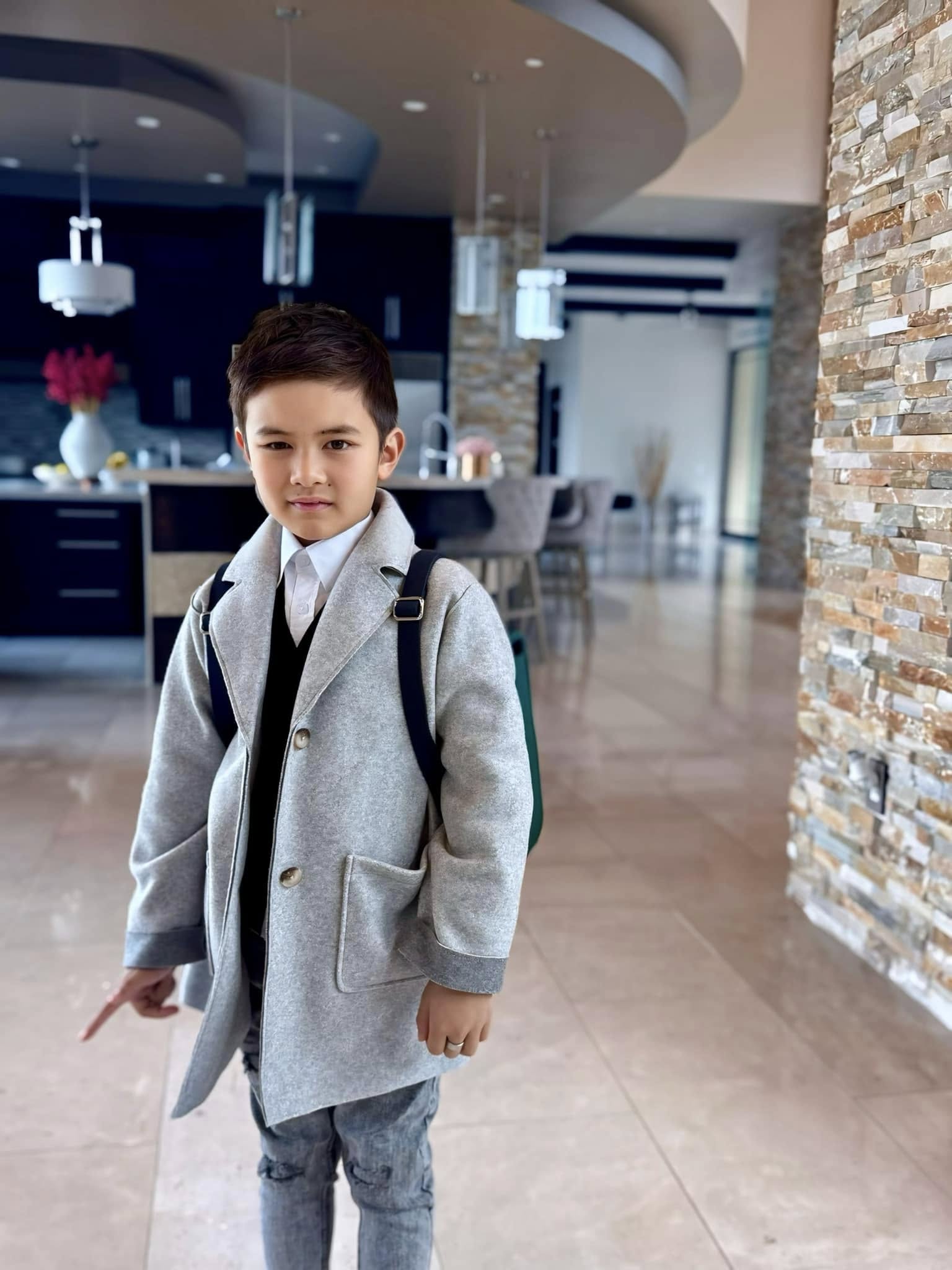 Vợ cũ Đan Trường nói gì về chi phí nuôi con trai tại Mỹ?- Ảnh 5.