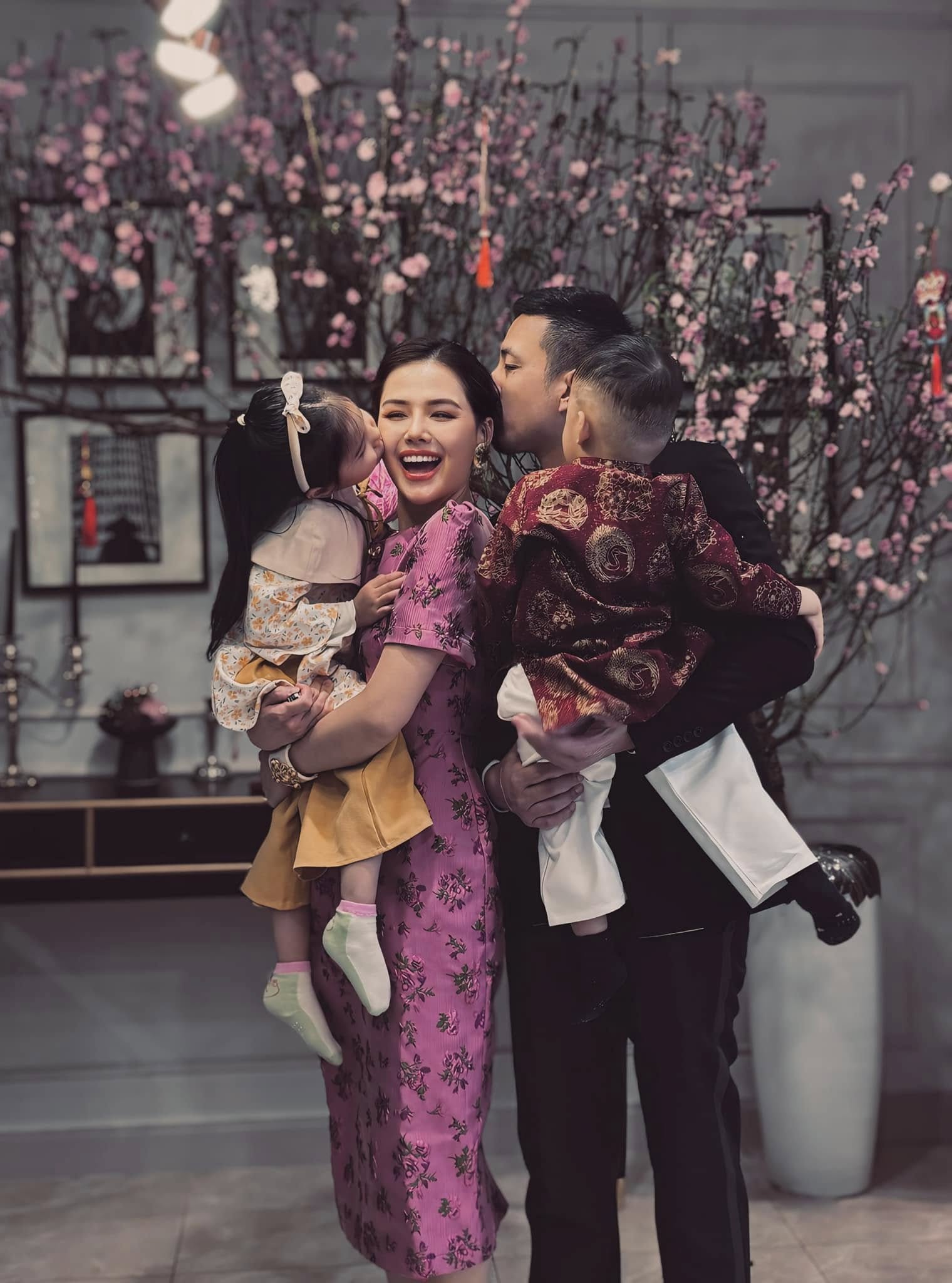 Nhan sắc của "phu nhân tập đoàn nghìn tỷ" rời showbiz Việt sau khi sinh 2 con cho chồng đại giấu mặt- Ảnh 4.