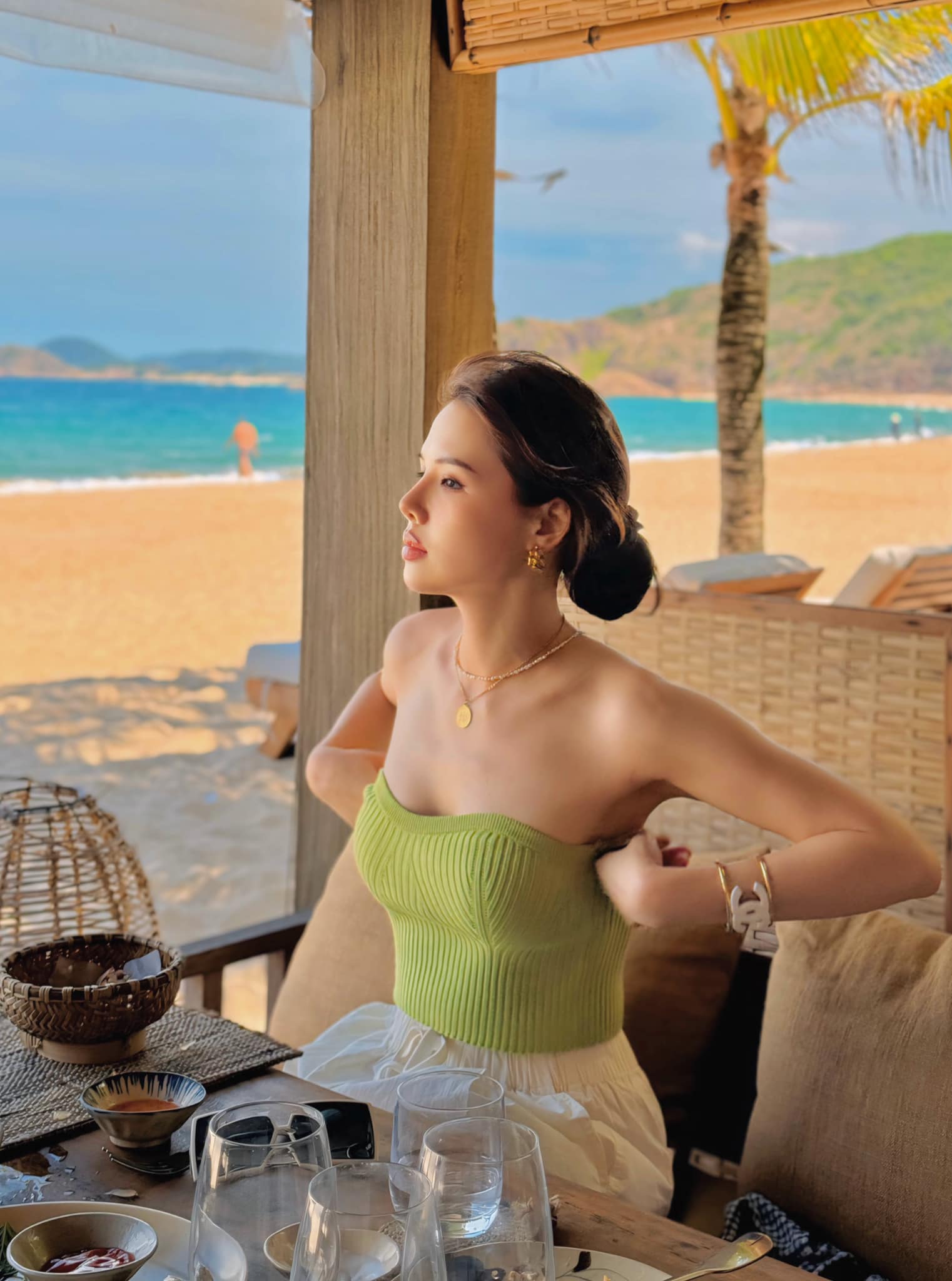 Nhan sắc của "phu nhân tập đoàn nghìn tỷ" rời showbiz Việt sau khi sinh 2 con cho chồng đại giấu mặt- Ảnh 6.