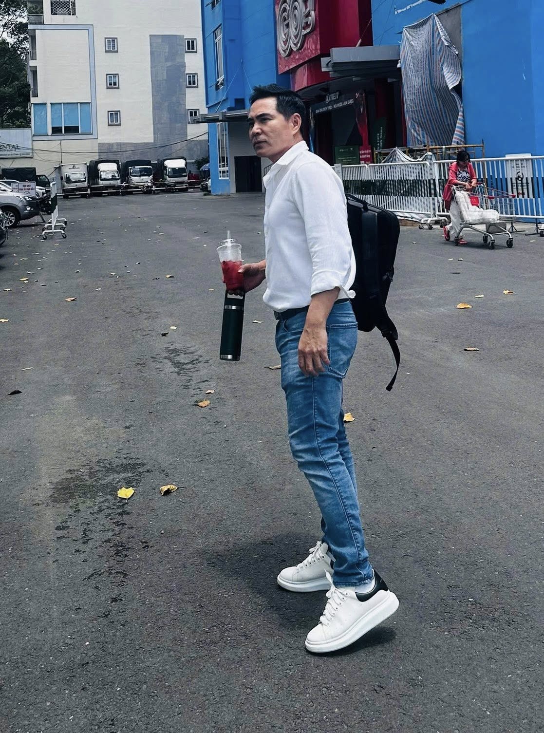 Tuổi 52 cực phong độ của "ông trùm đại gia Vĩnh Long" được Cát Tường công khai gọi "ông xã"- Ảnh 11.