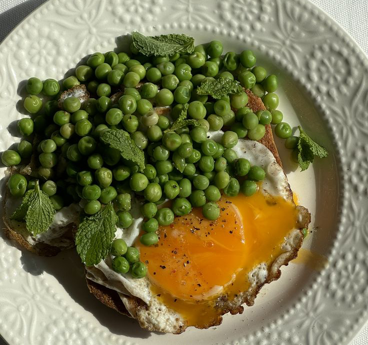 3 loại rau củ là "cứu tinh" cho chị em người gầy nhưng béo bụng, chợ Việt bán đầy còn rất rẻ- Ảnh 2.