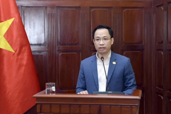 Lãnh đạo Ngân hàng Nhà nước: FED hạ lãi suất có thể làm giảm áp lực tỷ giá, tạo thêm dư địa cho chính sách tiền tệ- Ảnh 1.