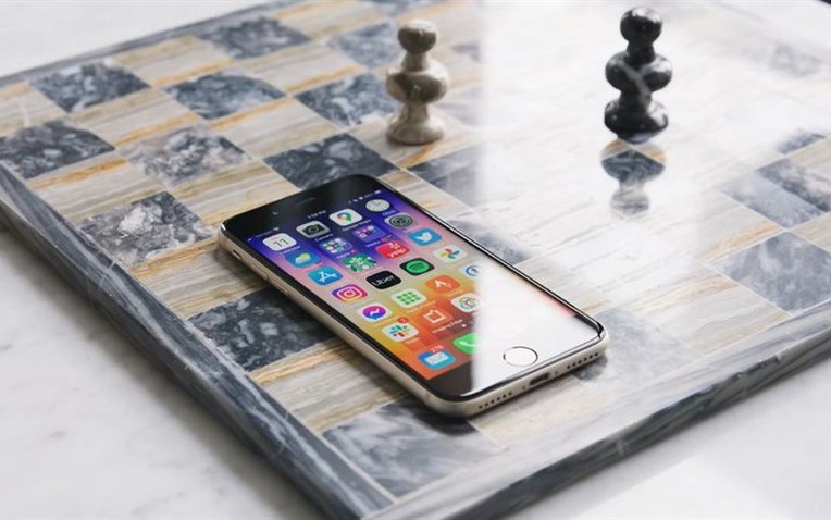 Chiếc iPhone mất giá nhanh nhất lịch sử Apple: Chưa đến 3 triệu dù hiệu năng ngang ngửa iPhone 13 Pro Max- Ảnh 1.