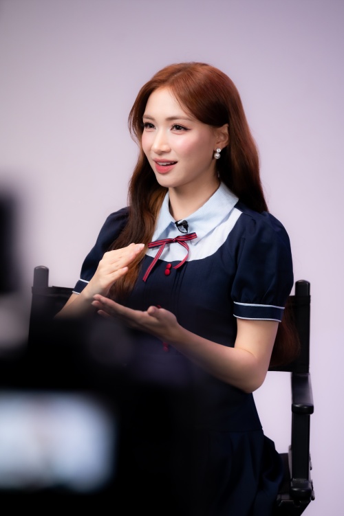 Hoà Minzy lần đầu chia sẻ biến cố ông đột ngột qua đời, khóc nức nở khi thấy giường ông nay chỉ còn di ảnh- Ảnh 5. Hoà Minzy lần đầu chia sẻ biến cố ông đột ngột qua đời, khóc nức nở khi thấy giường ông nay chỉ còn di ảnh- Ảnh 5.