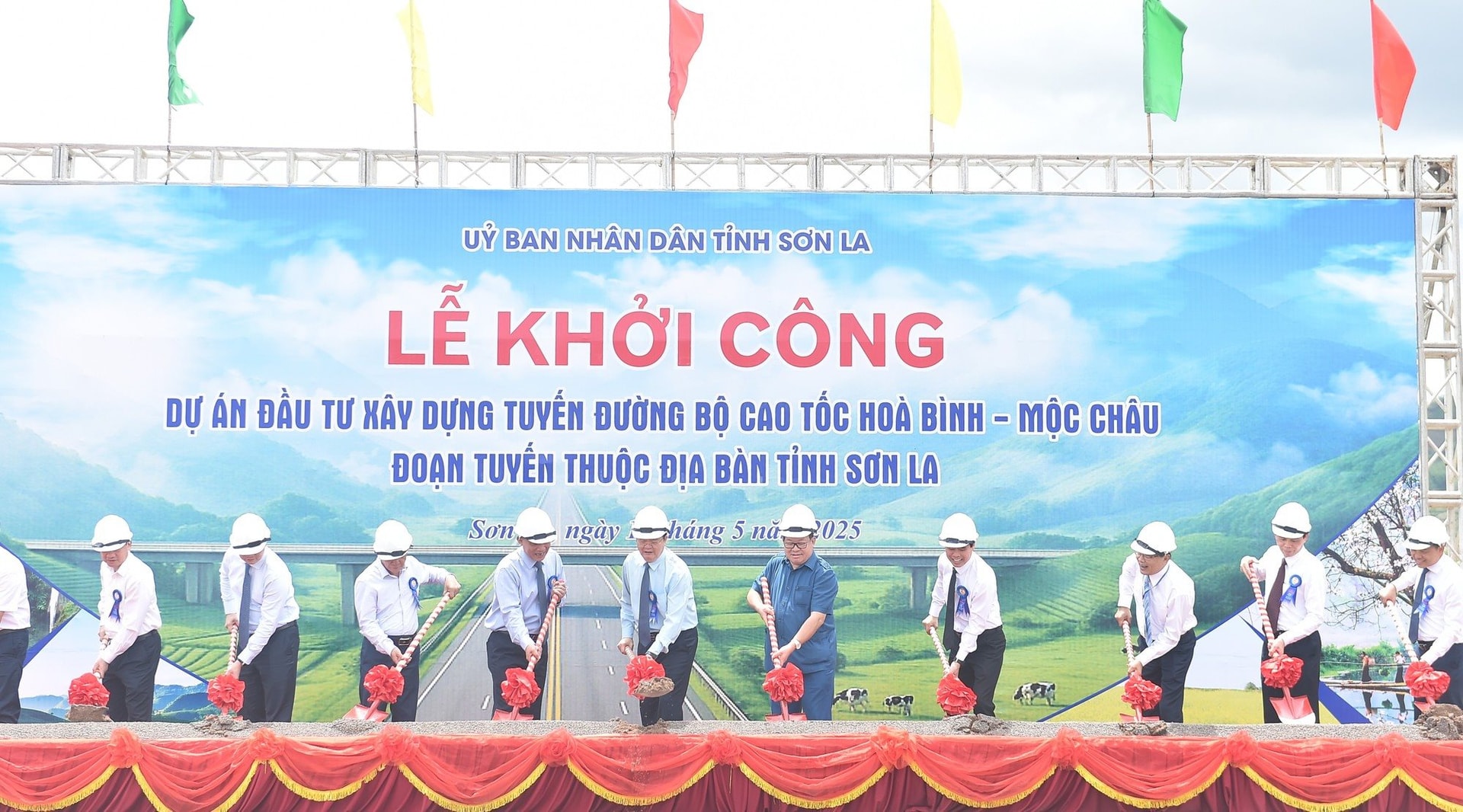 Vượt Đèo Cả, Tập đoàn Sơn Hải vừa trúng gói thầu tại dự án hơn 4.400 đồng, có thể khởi công ngay- Ảnh 2.