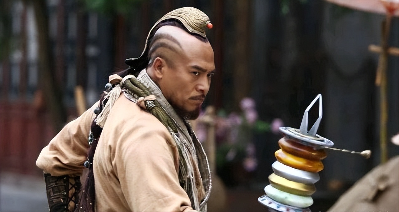 Cao thủ đen đủi nhất Thiên Long: Nếu vào thời Song Ưng đến Ngũ tuyệt thiên hạ cũng không thể đánh bại- Ảnh 5. Cao thủ đen đủi nhất Thiên Long: Nếu vào thời Song Ưng đến Ngũ tuyệt thiên hạ cũng không thể đánh bại- Ảnh 5.