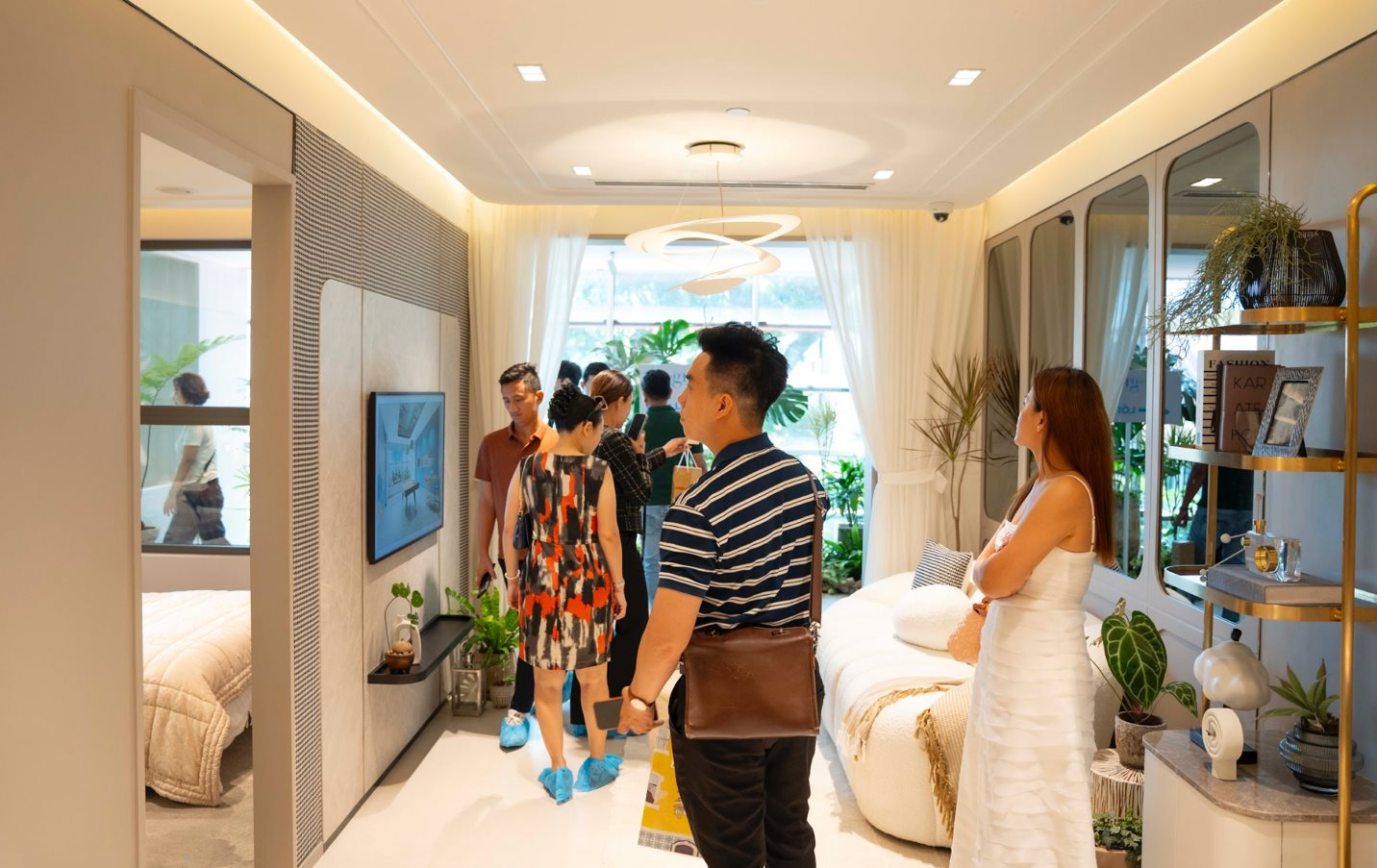 Nhu cầu mua nhà của người trẻ tăng, doanh nghiệp địa ốc tranh thủ ra hàng- Ảnh 1.