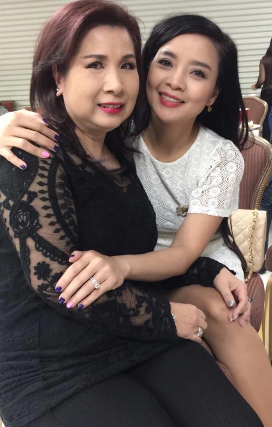 Nữ nghệ sĩ không nhà, đi lang thang, phải ngủ nhờ chủ tiệm vàng, giờ ở dinh thự nghìn m2 hàng chục tỷ- Ảnh 4. Nữ nghệ sĩ không nhà, đi lang thang, phải ngủ nhờ chủ tiệm vàng, giờ ở dinh thự nghìn m2 hàng chục tỷ- Ảnh 4.