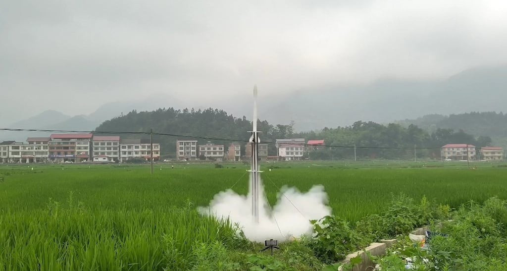 Chàng trai tự chế tên lửa thành công, đỗ luôn vào trường hàng không vũ trụ- Ảnh 3.