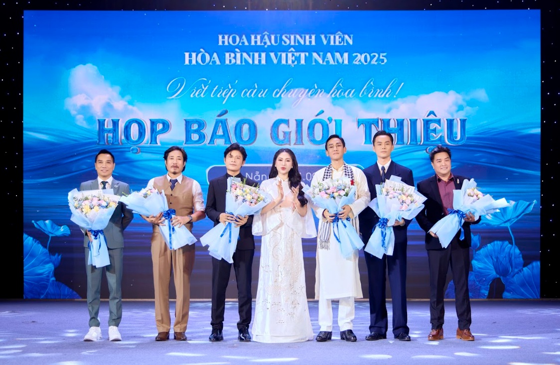 Quý ông độc thân Hứa Vĩ Văn tiết lộ về 1 mối duyên bất ngờ- Ảnh 1. Quý ông độc thân Hứa Vĩ Văn tiết lộ về 1 mối duyên bất ngờ- Ảnh 1.