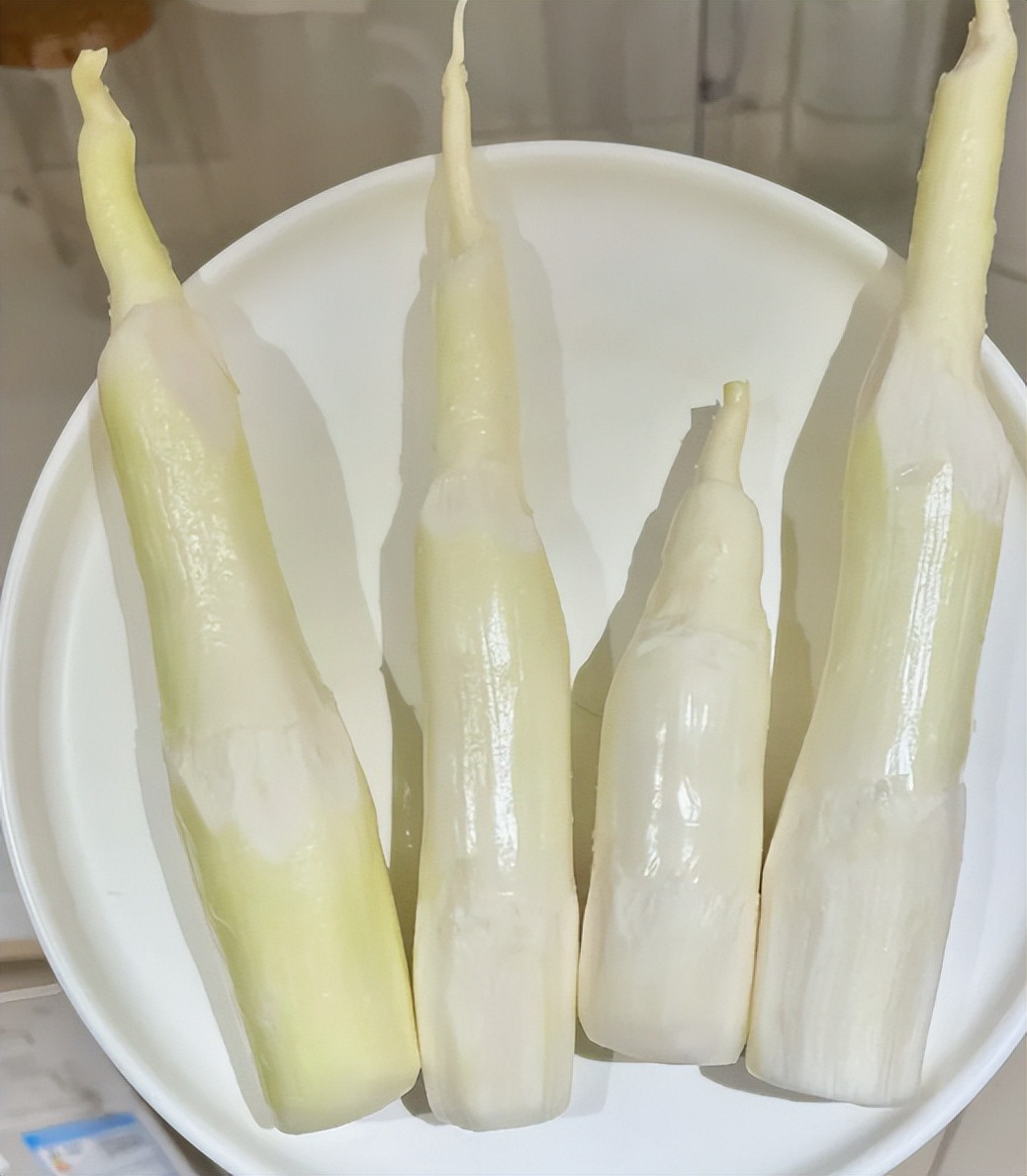 4 loại rau củ dễ bị 