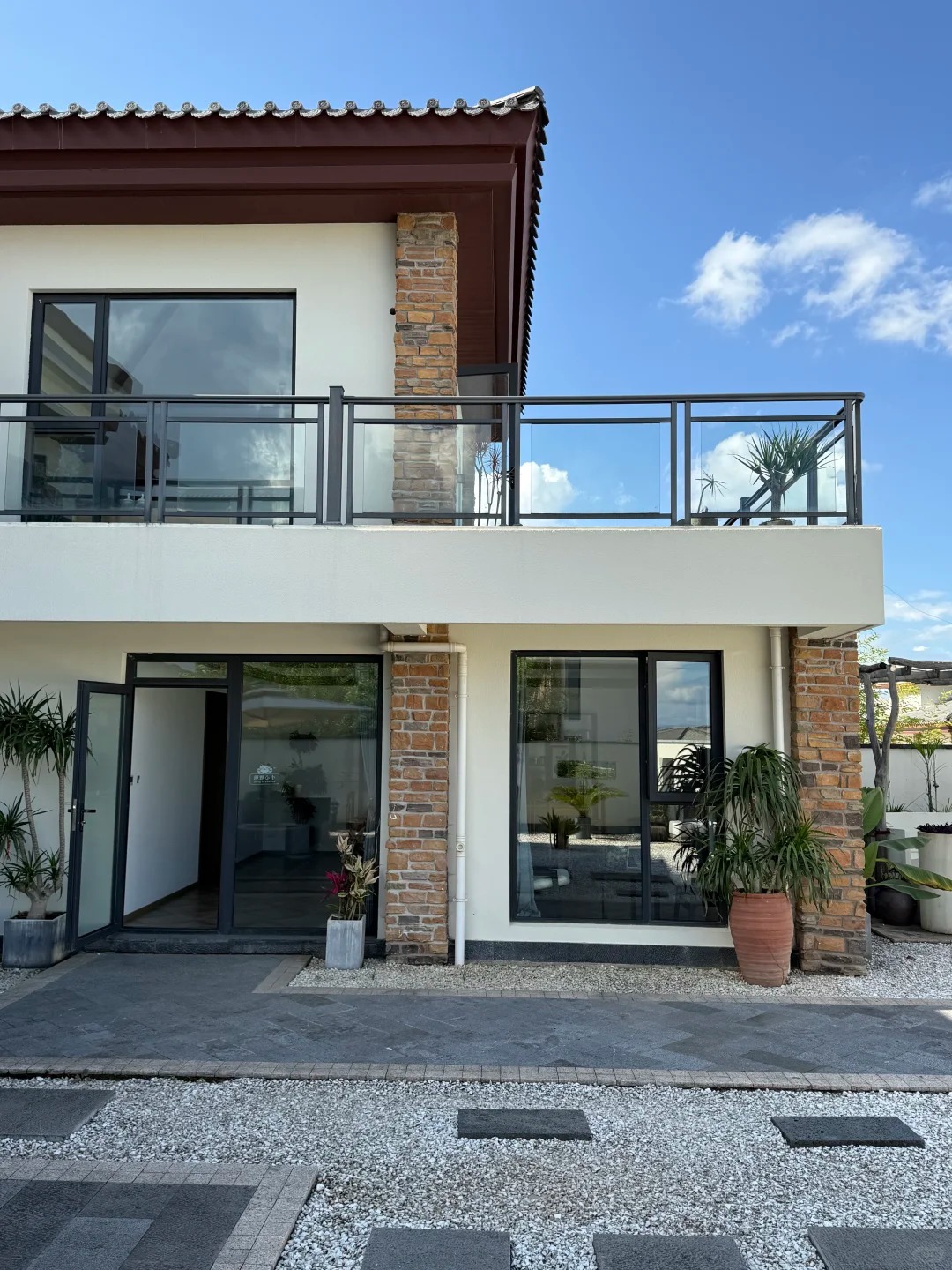 Bày 20 mâm cỗ mừng tân gia mời sếp đến dự, 1 tháng sau bị đuổi việc: Lý do khiến tôi thấy nhẹ nhõm thật sự- Ảnh 1. Bày 20 mâm cỗ mừng tân gia mời sếp đến dự, 1 tháng sau bị đuổi việc: Lý do khiến tôi thấy nhẹ nhõm thật sự- Ảnh 1.