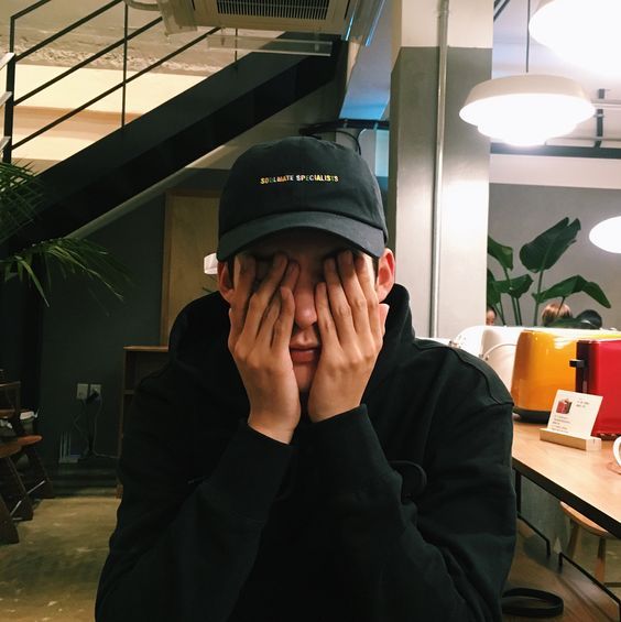 Chưa từng vay nợ, đến thẻ tín dụng còn không dùng, người đàn ông chết sững nhận thông báo: "Anh có khoản nợ xấu 483 triệu đồng"- Ảnh 2.