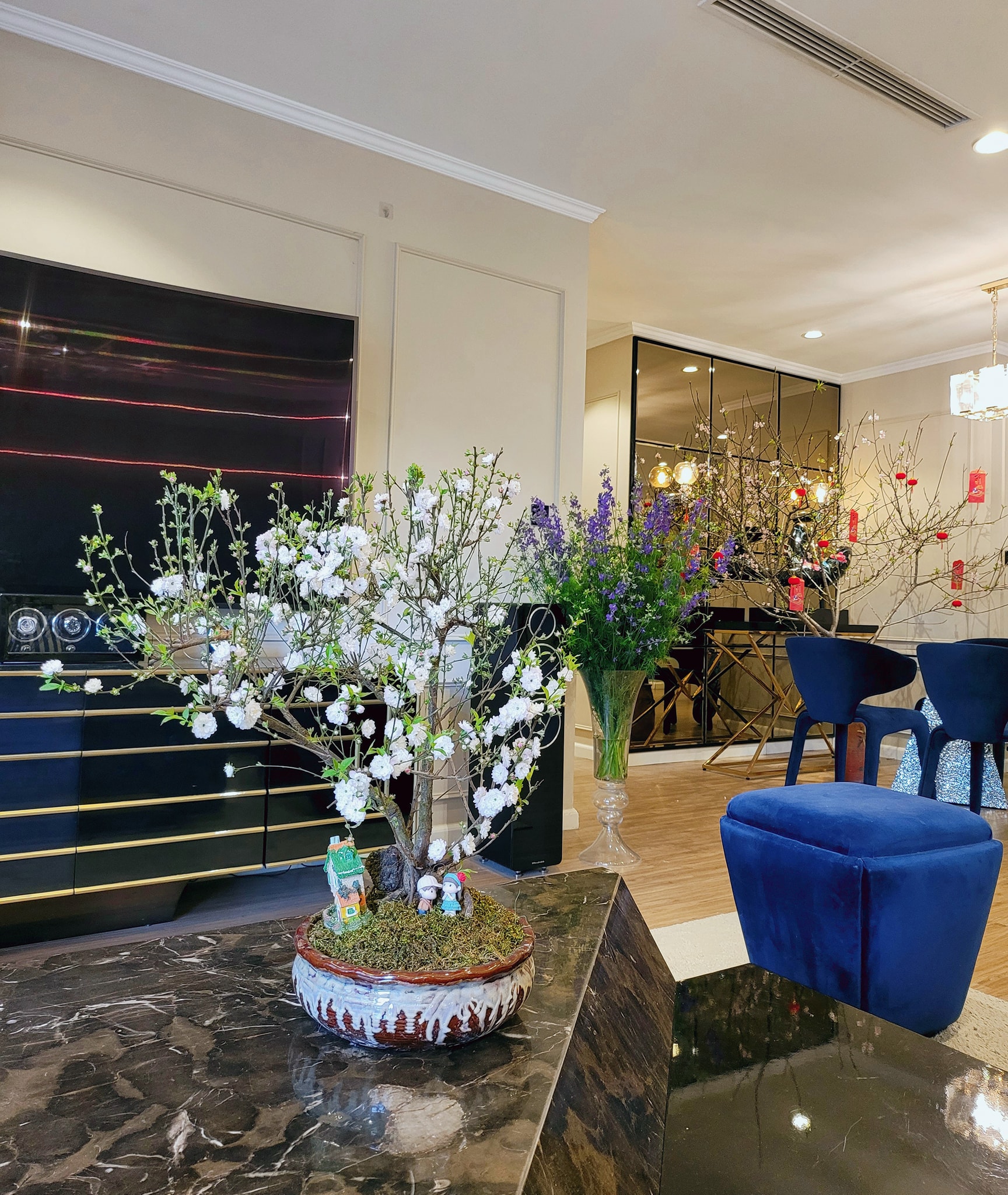 Ngoại hình của nam nghệ sĩ hào hoa, yêu vợ bậc nhất showbiz, có nhà từ Hà Nội đến Hưng Yên, Phú Thọ- Ảnh 8.