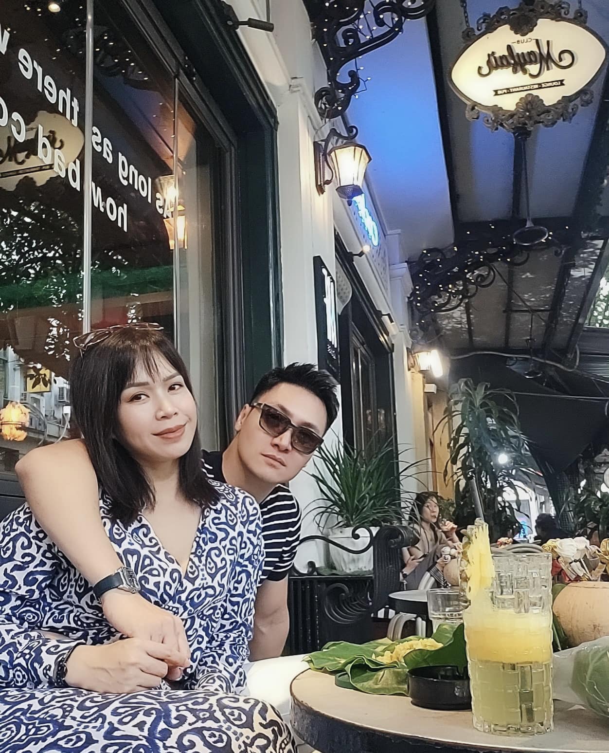 Ngoại hình của nam nghệ sĩ hào hoa, yêu vợ bậc nhất showbiz, có nhà từ Hà Nội đến Hưng Yên, Phú Thọ- Ảnh 3.