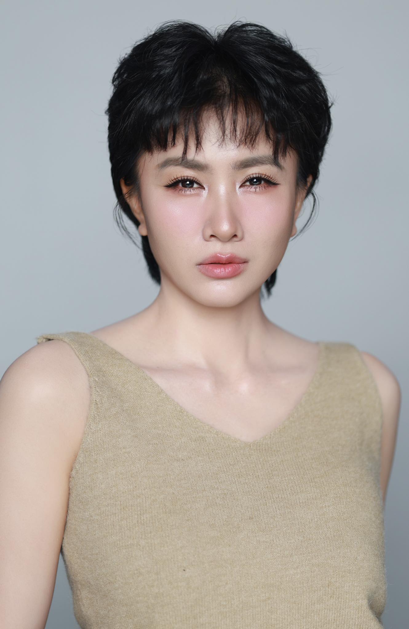 Sao nữ Vbiz được mệnh danh là "đại gia ngầm", hôn nhân kín tiếng bên chồng Ấn Độ- Ảnh 5.