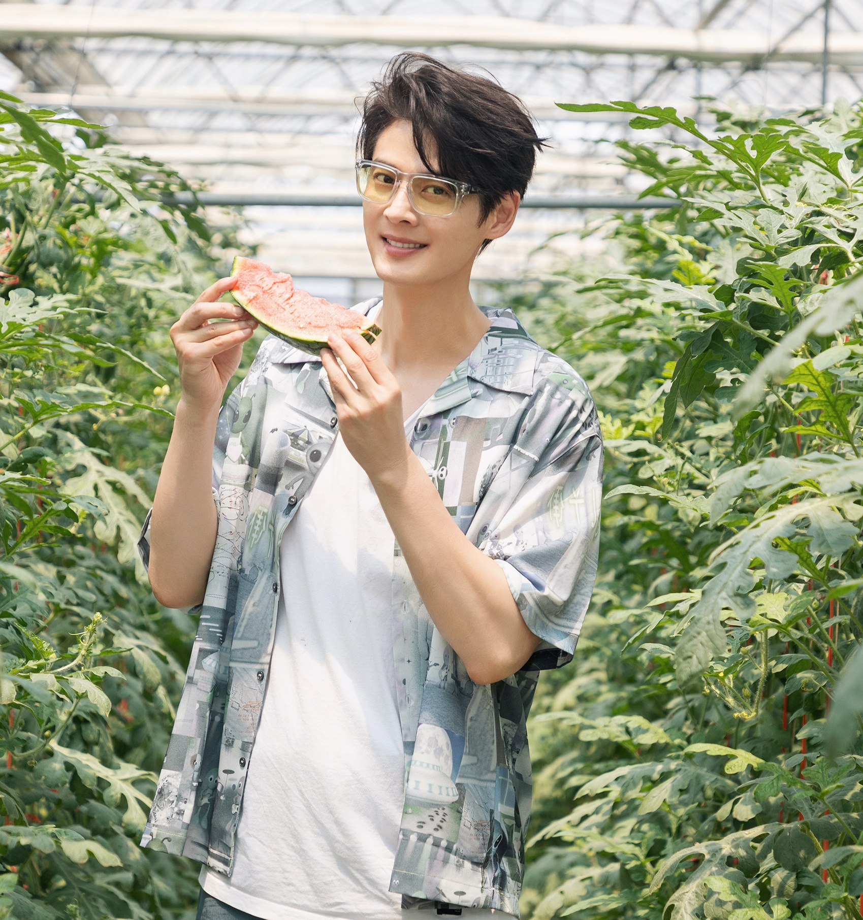 Mỹ nam U50 trẻ như 20, hủy hôn với nàng thơ kém 19 tuổi về quê nuôi cua- Ảnh 6. Mỹ nam U50 trẻ như 20, hủy hôn với nàng thơ kém 19 tuổi về quê nuôi cua- Ảnh 6.