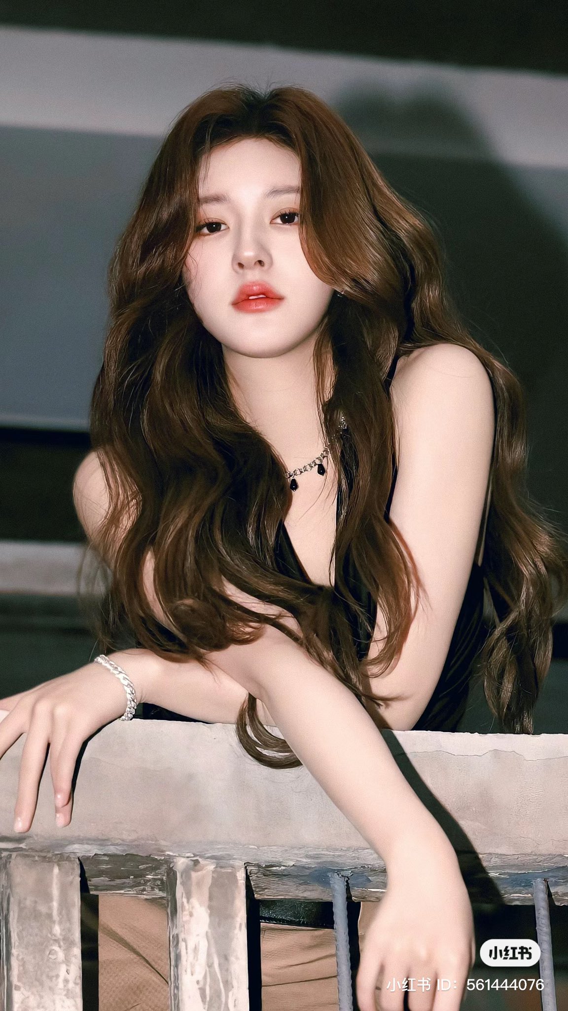 Sức hút khủng khiếp của Triệu Lộ Tư: Ở ẩn nhưng không chìm nổi!- Ảnh 1. Sức hút khủng khiếp của Triệu Lộ Tư: Ở ẩn nhưng không chìm nổi!- Ảnh 1.